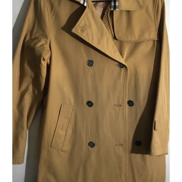 Burberry Tan Trench Coat - Picture 4 of 9
